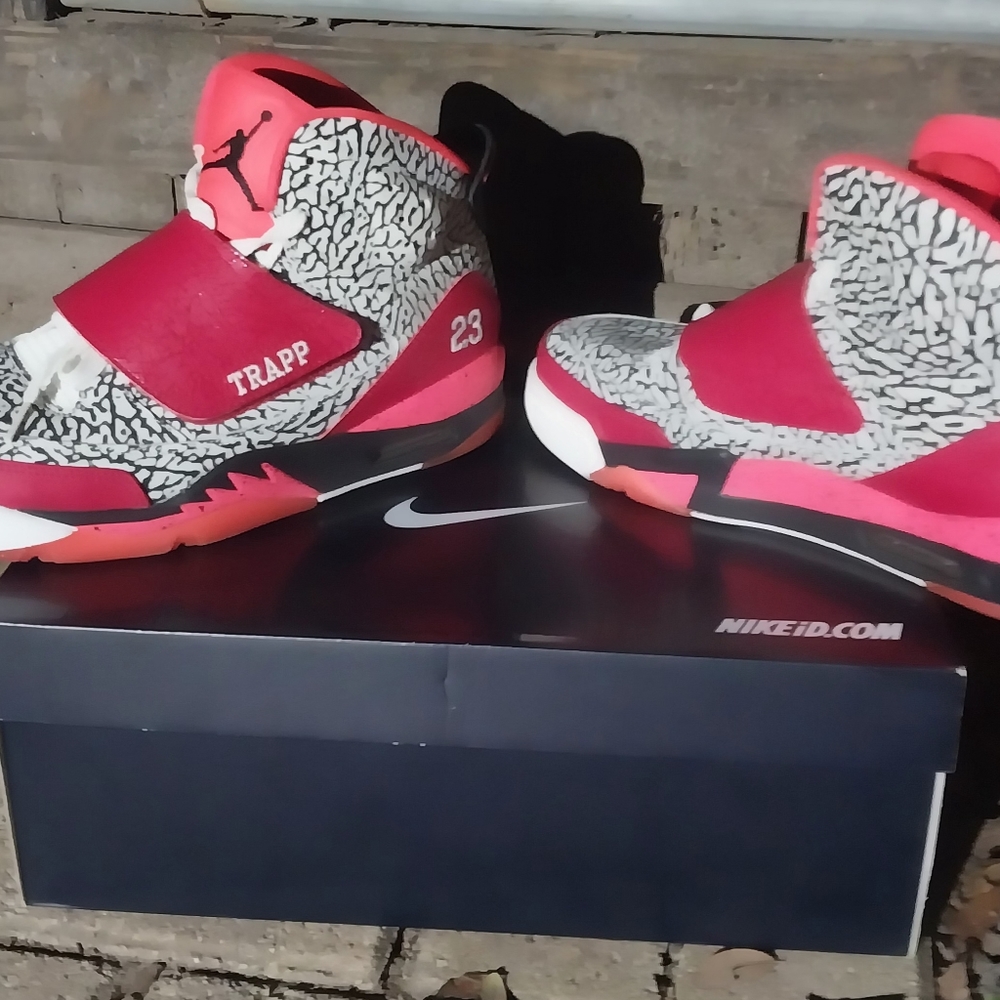 nike air jordan son of mars